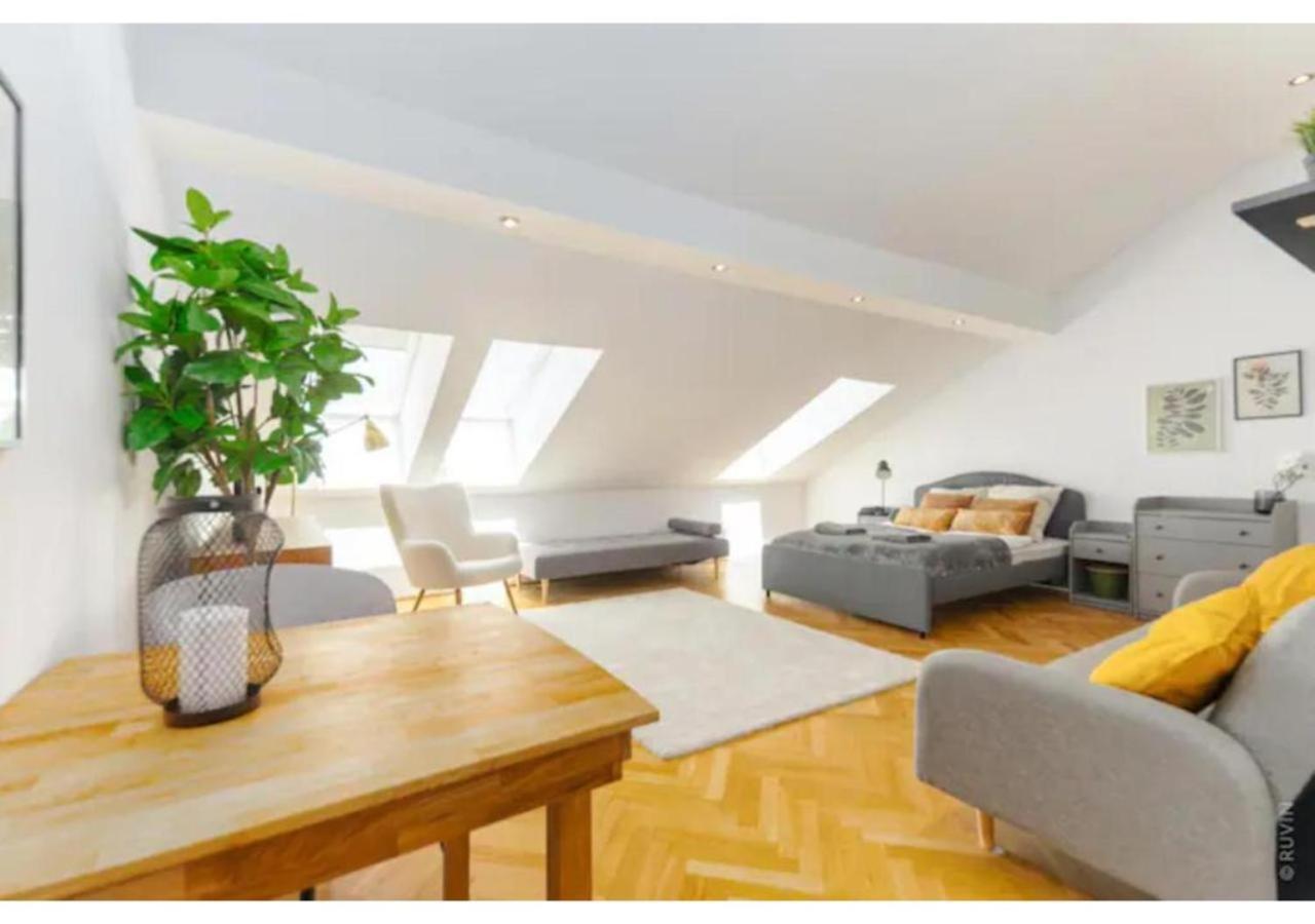 Designer Apartments, 2 Min To U1 Reumannplatz Viyana Dış mekan fotoğraf