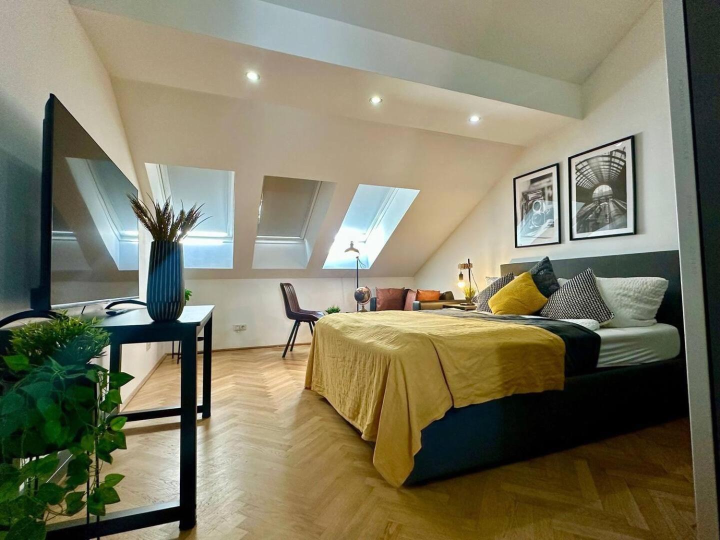 Designer Apartments, 2 Min To U1 Reumannplatz Viyana Dış mekan fotoğraf