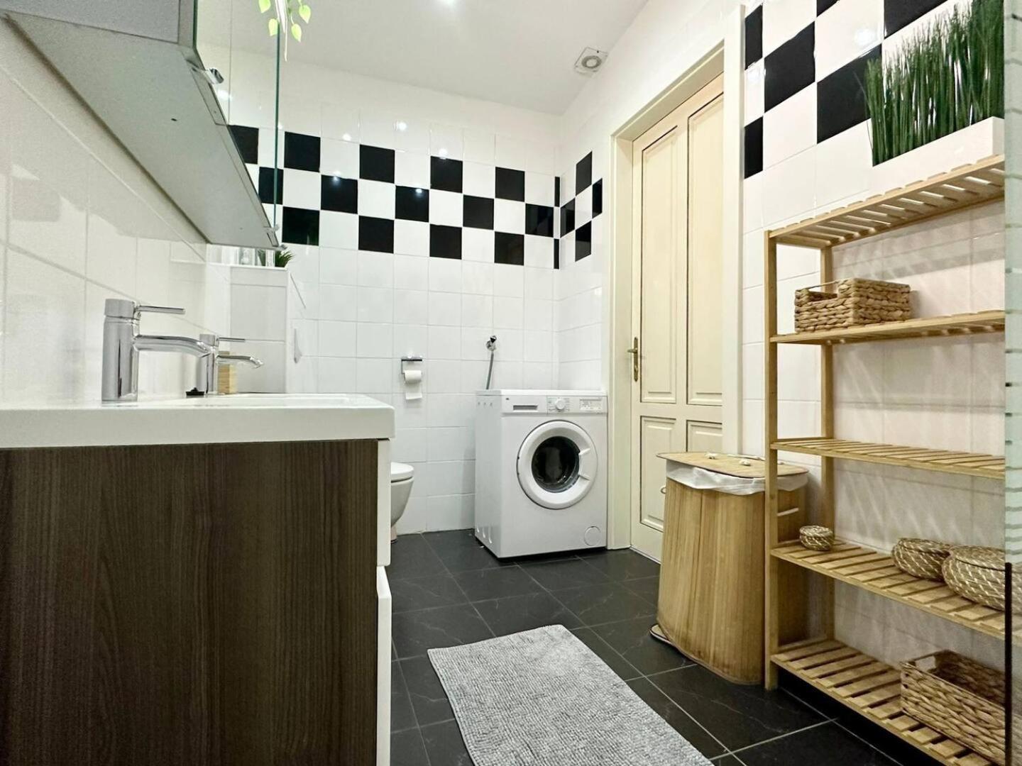 Designer Apartments, 2 Min To U1 Reumannplatz Viyana Dış mekan fotoğraf